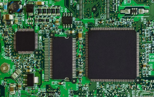 收購 [NXP] 芯片： 物聯(lián)網(wǎng)芯片、處理器 IC、汽車 MCU、砷化鎵 MMIC 放大器、觸摸傳感器