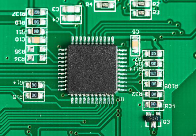 長期收購 [ST] 汽車器件：汽車 MCU、汽車雷達收發(fā)器、汽車功率分立器件