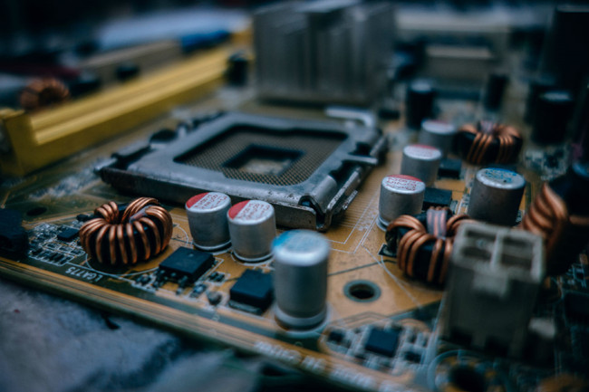 供應(yīng)（RENESAS）SRAM、多端口存儲(chǔ)器、總線交換機(jī)、非易失性存儲(chǔ)器