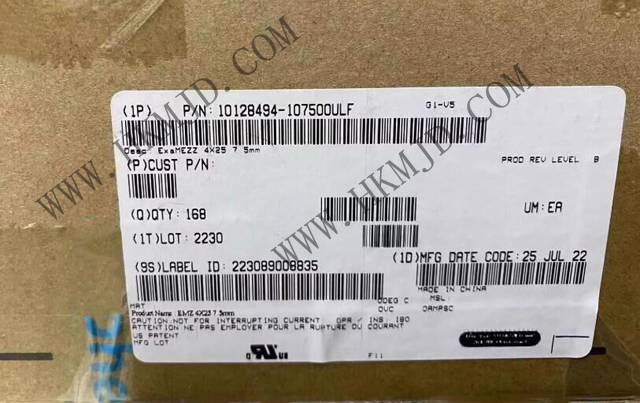 安費(fèi)諾 10128494-107500ULF ExaMEZZ? 夾層式連接器，引領(lǐng)高速連接新時(shí)代